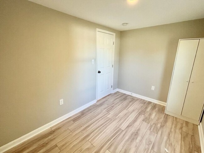 Foto del edificio - Fully Renovated 2 Bedroom Home in Prime Hu...