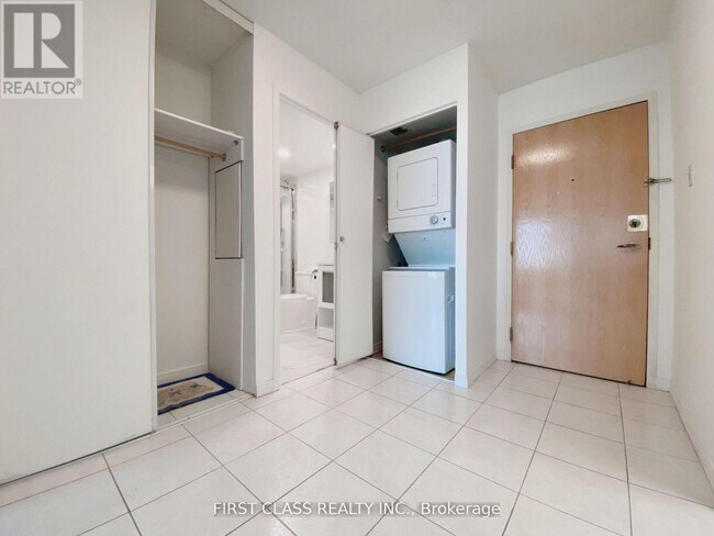 Building Photo - 88 Alton Towers Cir