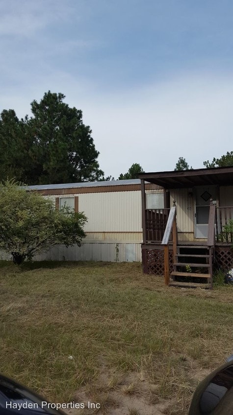 Primary Photo - 937 Airport Rd