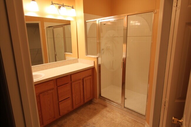Foto del edificio - Available NOW! BEAUTIFUL  2 BD/2BA Home in...