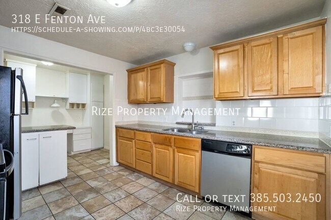 Foto del edificio - 318 Fenton Ave