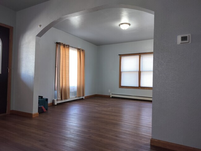 Foto del edificio - 1426 Crooks St