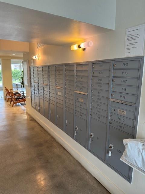 Building Photo - 7928 West Dr