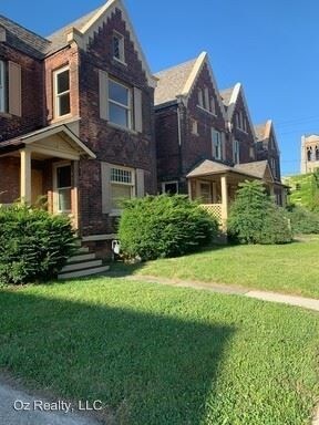 Primary Photo - 511 W Delaware Ave