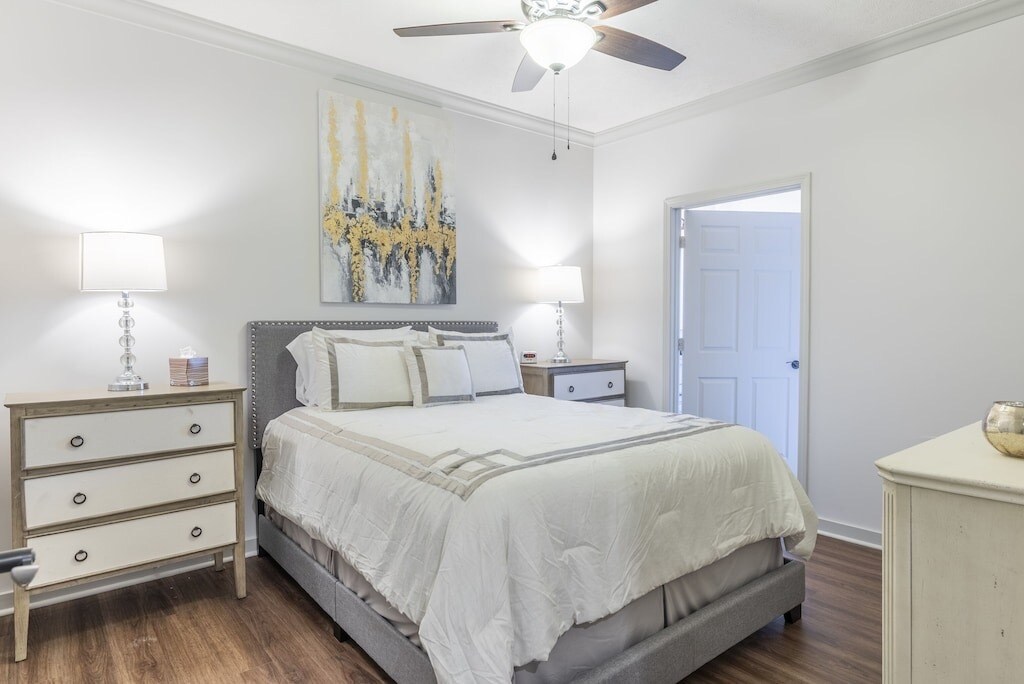 Bedroom - 1257 Louisville St