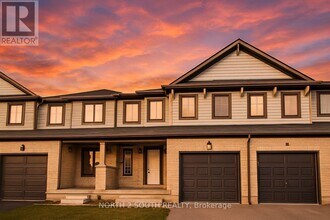 Building Photo - 6 Bradshaw Dr