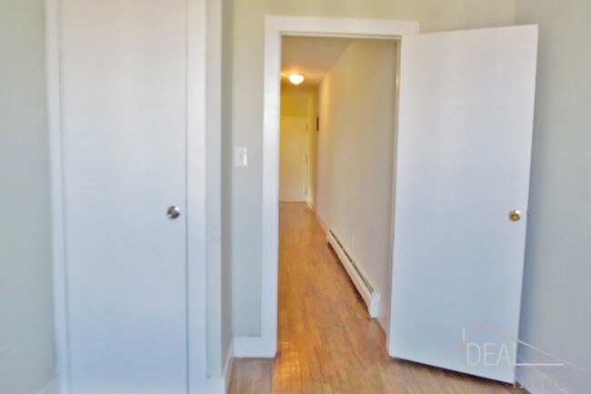 Building Photo - 355 Sumpter St