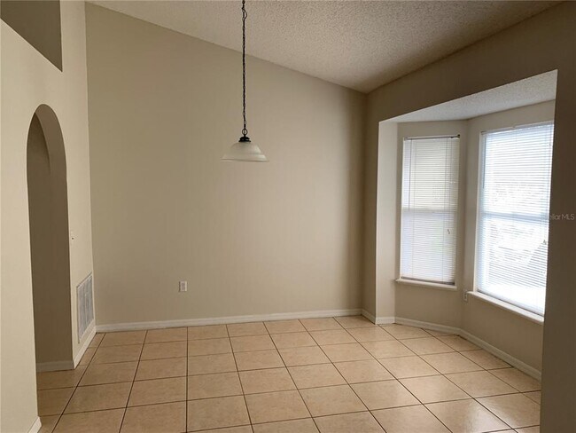Building Photo - 392 Cocoa Ct