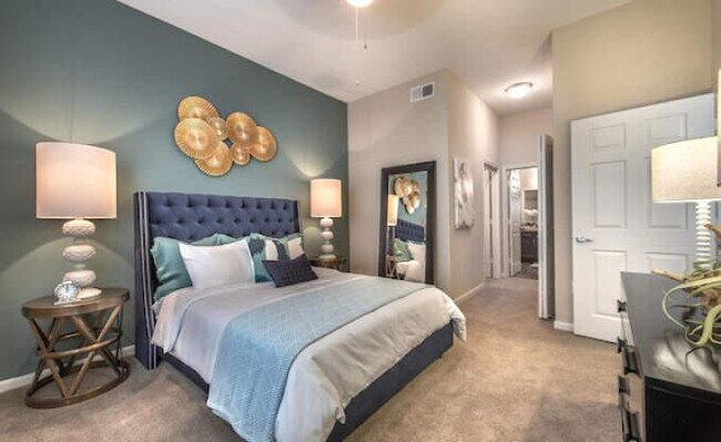 Building Photo - 2 bedroom in Dallas TX 75235