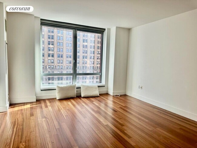 Foto del edificio - 30 Little W St