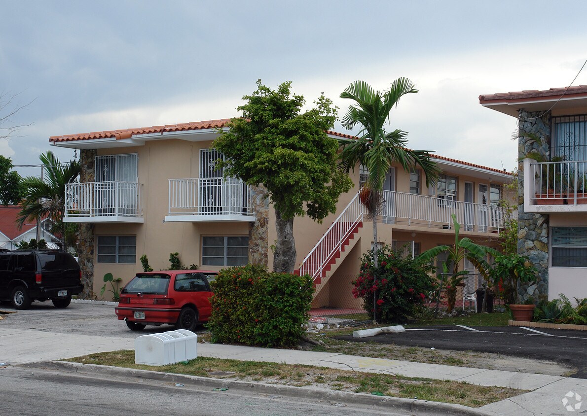 Foto del edificio - 1465 SW 2nd St