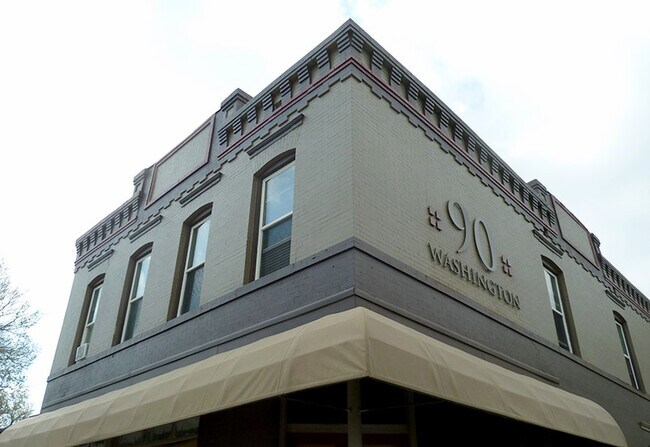 Building Photo - Boutique Apartments