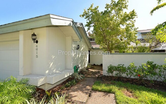 Foto del edificio - 4615 Pine Green Trail