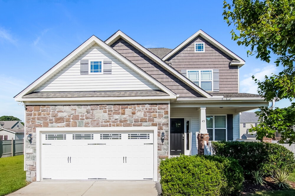 Primary Photo - 45 Oakton Dr