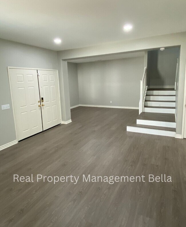 Foto del edificio - 25249 Silverwood Ln