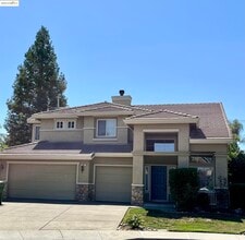 Building Photo - 861 Orchid Ct