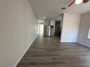 Building Photo - 5024 Jefferson St