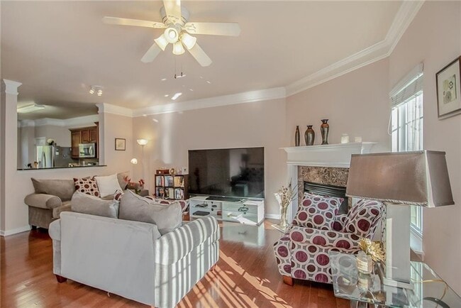 Foto del edificio - 2218 Landing Walk Dr