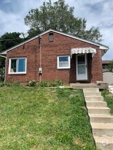Building Photo - 100 Mcclelland Dr