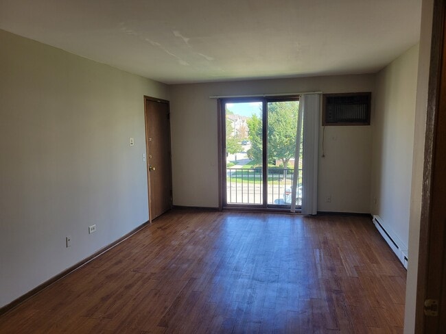 Building Photo - 1257 Harding Ave