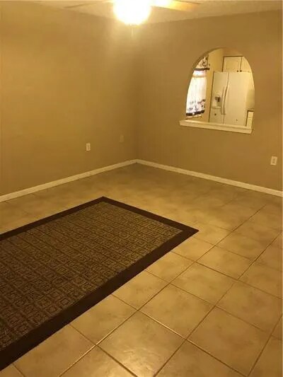 Foto del edificio - 14936 Curran Blvd