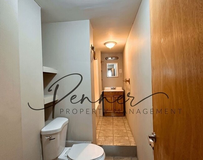 Building Photo - 6312 Raytown Rd