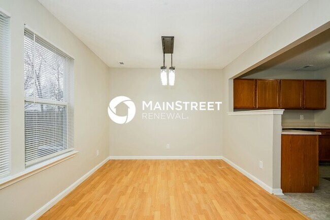 Building Photo - 3 Bedroom Pet-Friendly Home in GREENWOOD, IN with Main Street Renewal