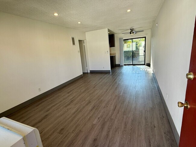 Foto del edificio - 3510 Clarington Ave