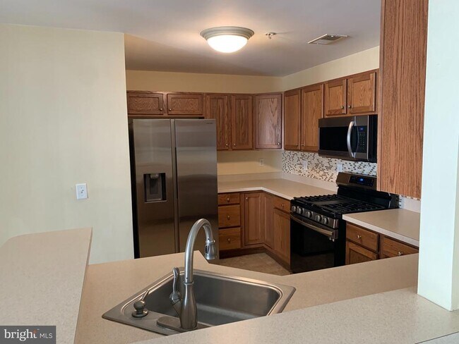 Foto del edificio - 110 Lionheart Ln