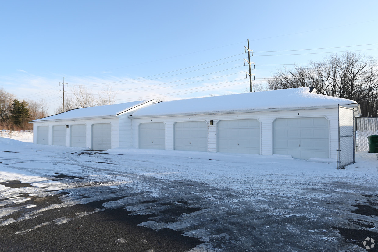 Garage/Storage - Quaker Estates