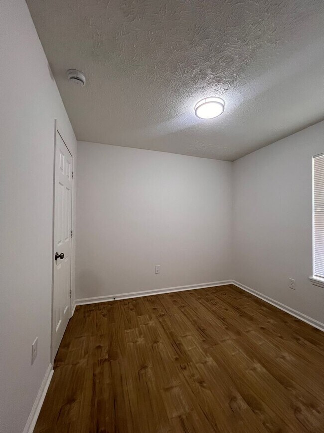 Foto del edificio - 1723 W Kentucky St