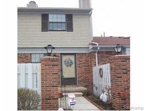 Primary Photo - 2101 Vine Way Dr