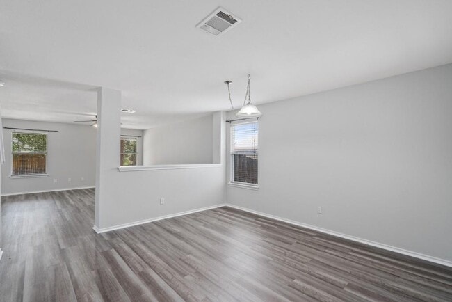 Building Photo - 142 Jack Rabbit Ln