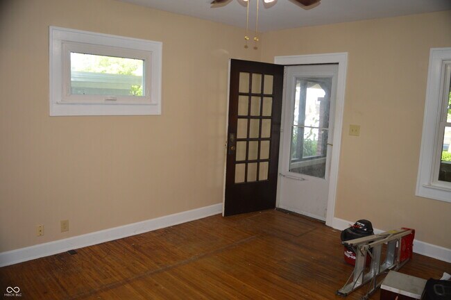 Foto del edificio - 6048 N College Ave