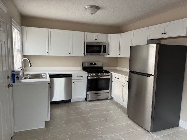 Foto del edificio - 224 Elmwood Dr