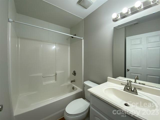 Foto del edificio - 322 Salem Church Rd