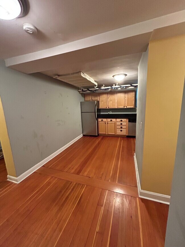 Foto del edificio - 2300 Girard Ave S
