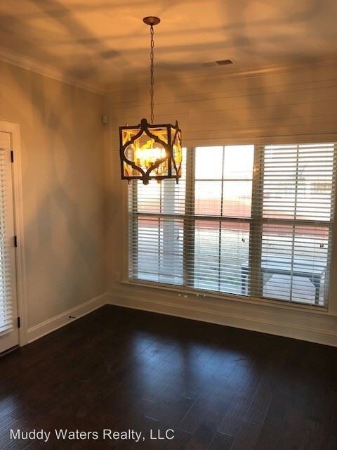 Building Photo - 3 br, 2 bath House - 3166 West Jefferson Loop