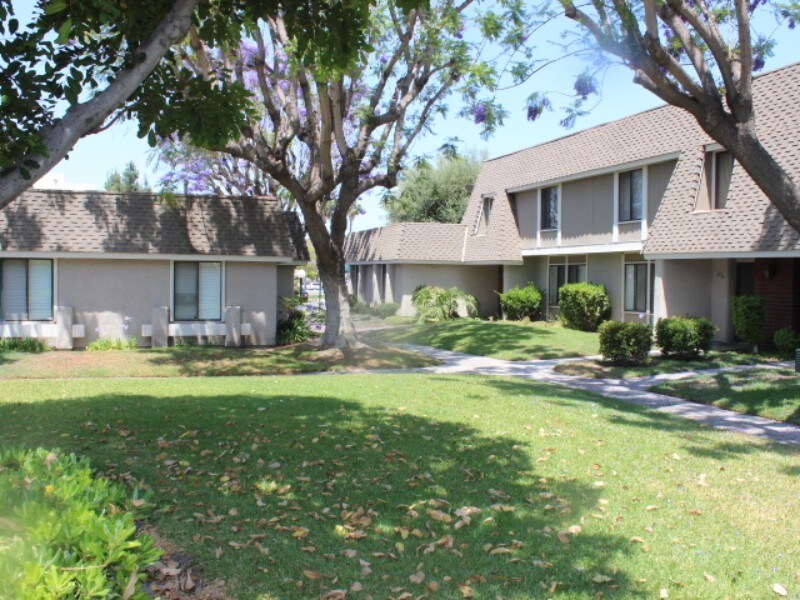 Foto principal - 2152 W Banbury Cir