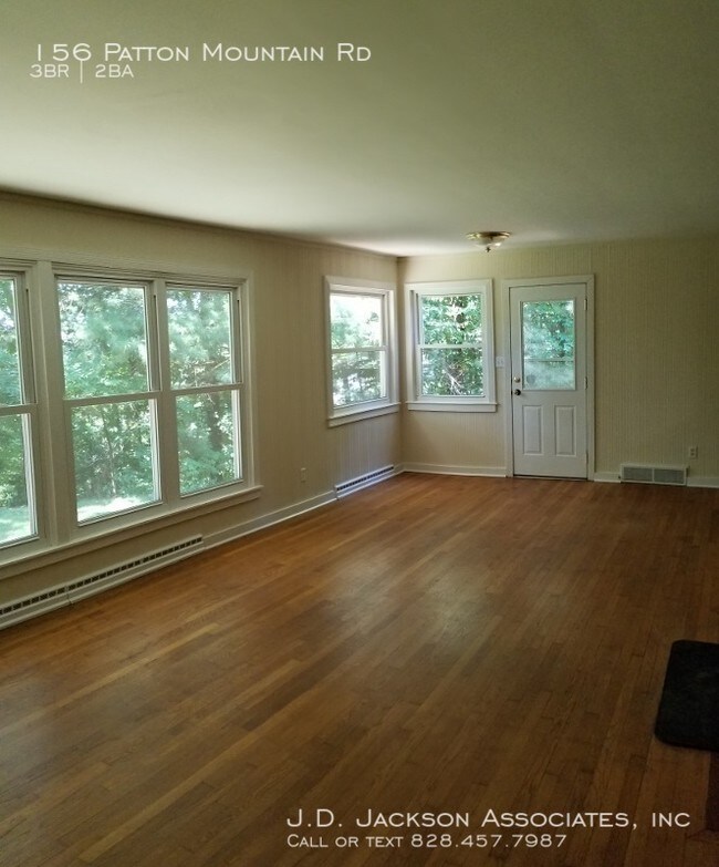 Foto del edificio - 156 Patton Mountain Rd