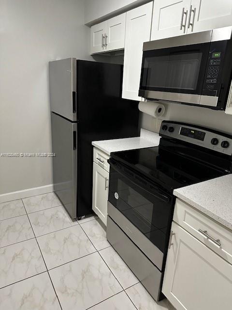 Foto del edificio - 2031 Renaissance Blvd