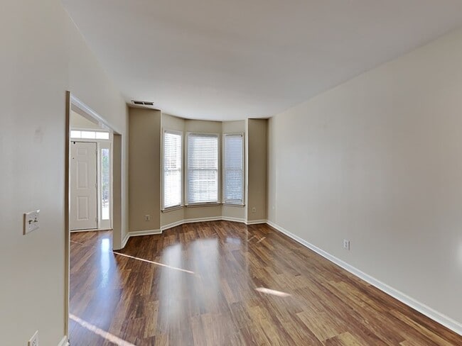 Foto del edificio - 1968 Cobblewood Dr NW