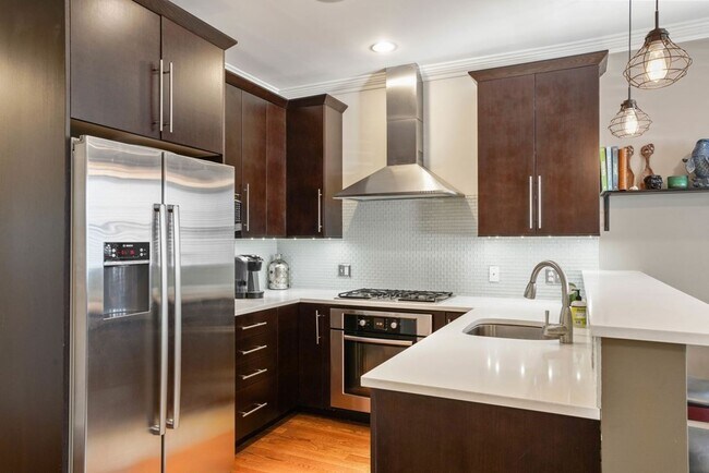 Foto del edificio - 15 Howell St
