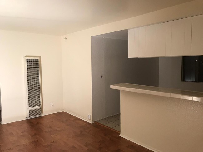 Foto del edificio - 11502 Birch Ave