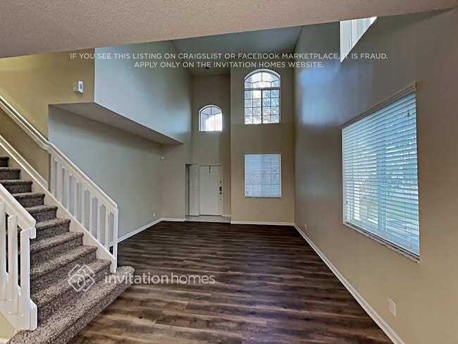 Foto del edificio - 5104 Heron Pl