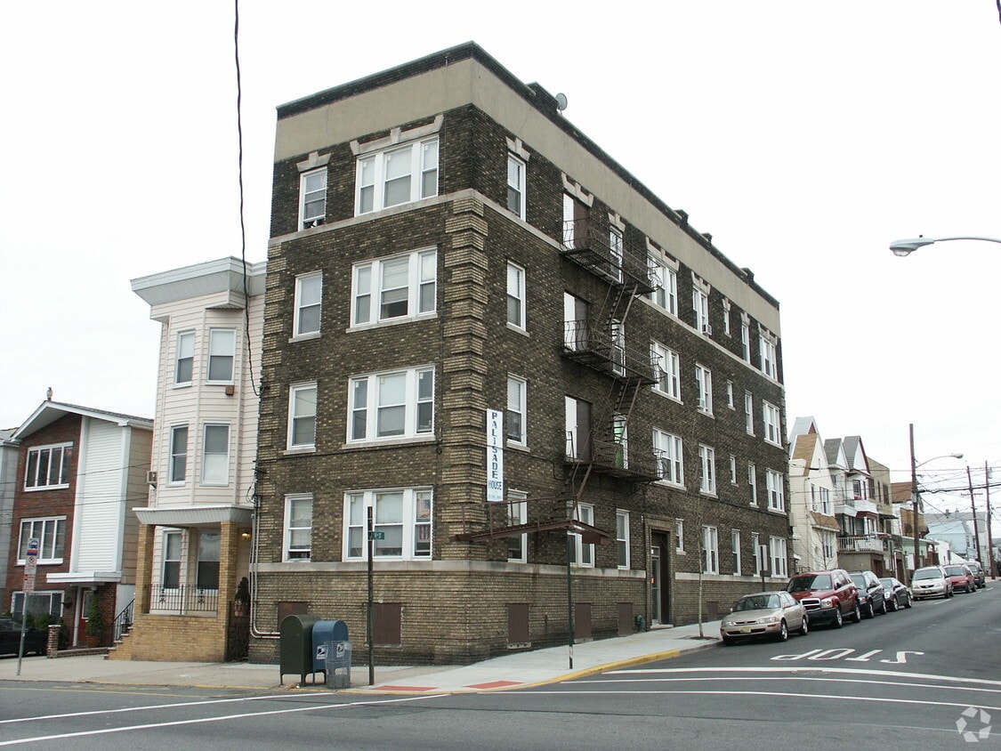 Exterior Photo - 315 Palisade Ave
