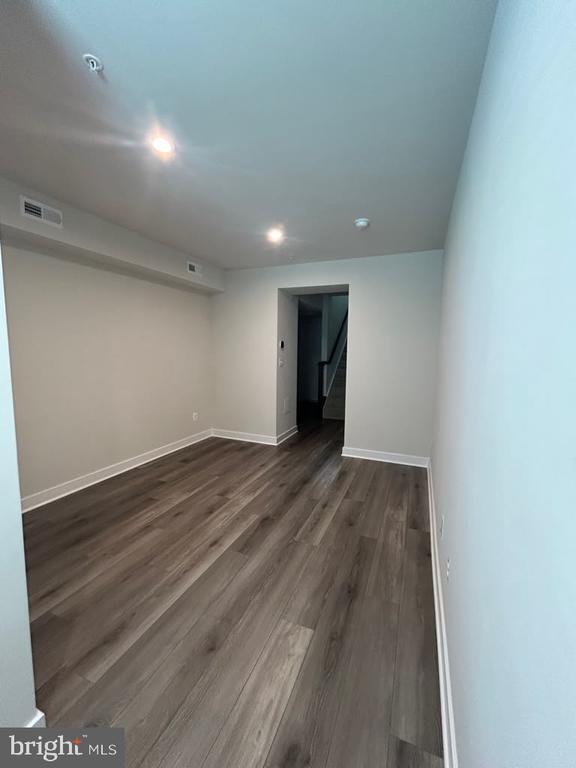 Building Photo - 24161 Pissarro Dr