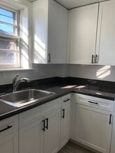 Building Photo - 103 Trapelo Rd