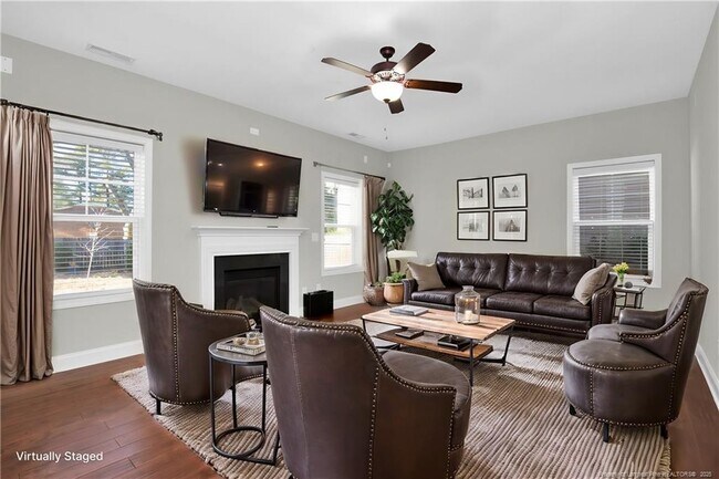 Building Photo - 110 Pinecrest Dr