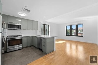 Building Photo - 310 Clarkson Ave